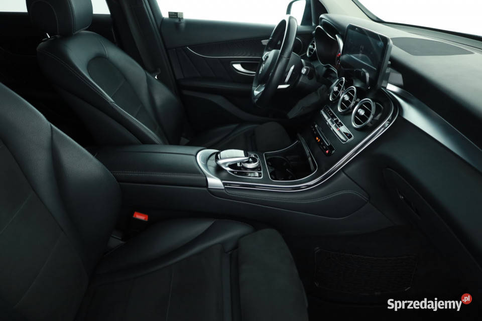 Mercedes GLC GLC 250 4MATIC 155KM Piaseczno