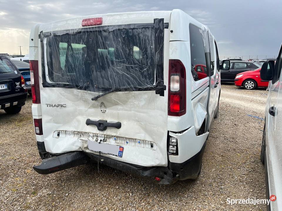 RENAULT Trafic III 20 DCi 150 Intens 9 miejsc uszkodzony Renault Opole