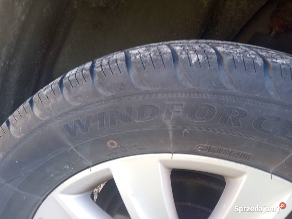 Opony całoroczne wielosezonowe SUV 2355517 stan Olkusz