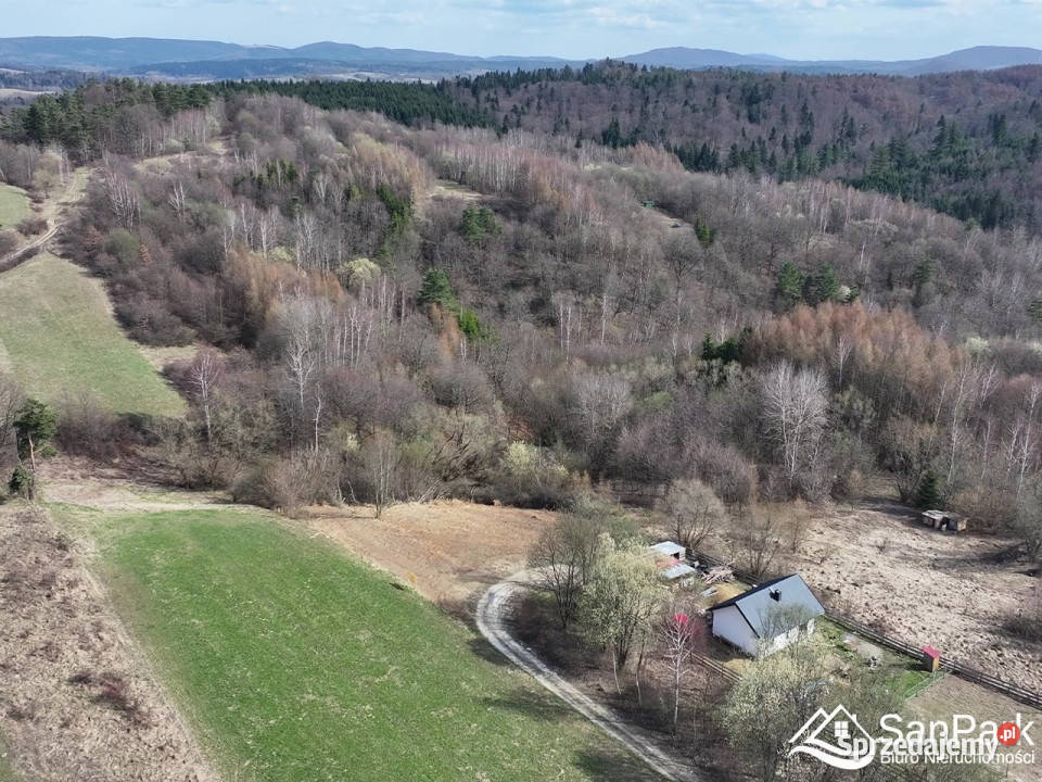 Działka budowlana w Lesku utwardzona Lesko