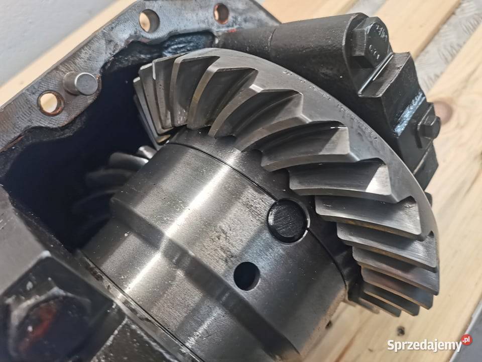 Środek mostu Massey Ferguson 7480 Dana 13X30 Wilkowo