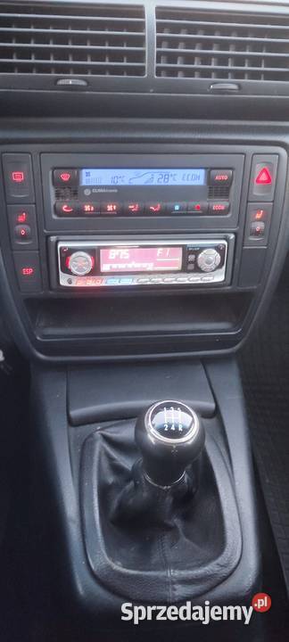 VW PASSAT 18 TURBO kombi klima ładny stan z Krosno