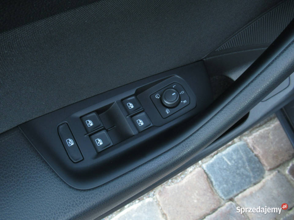 Volkswagen Passat BEZWYPADKOWY Kamera AppConnect Warszawa