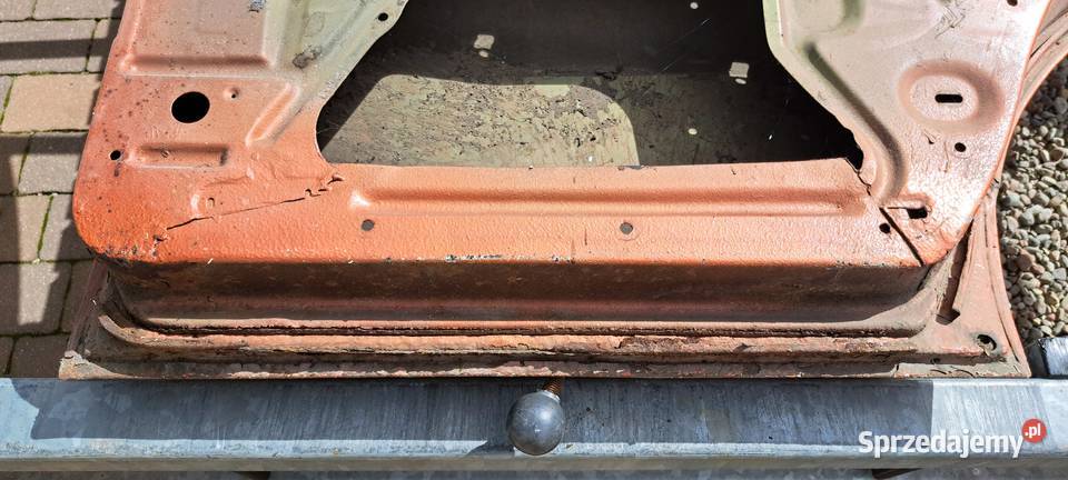 Drzwi prawy tył Mercedes W123 sedan pomorskie Luzino