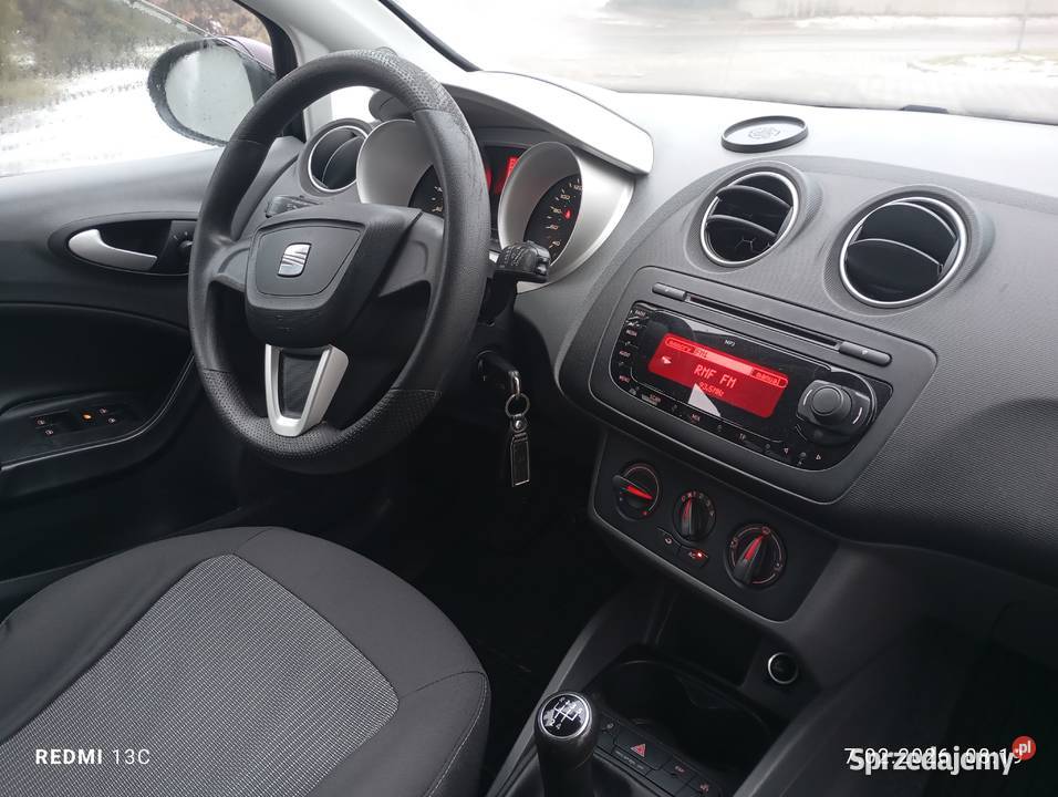 Seat Ibiza 2011 Benzyna 16V 105 Łódź