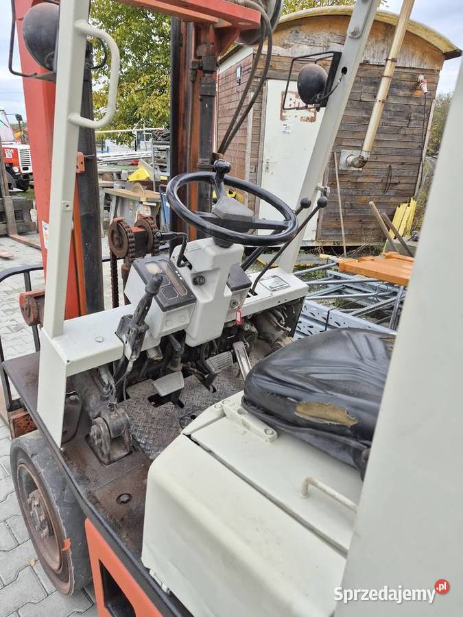wózek widłowy Nissan 25 gazowy Nissan Brzesko sprzedam