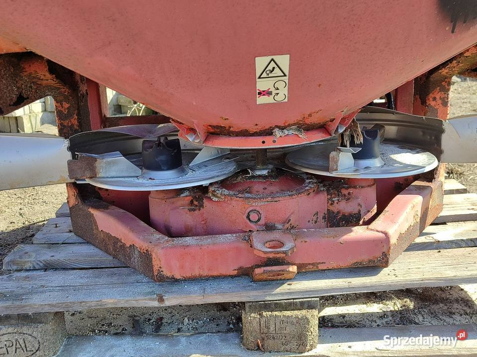 Rozsiewacz Rauch kuhn zsb 900 uszkodzony Kuhn Nawożenie Paprotnia
