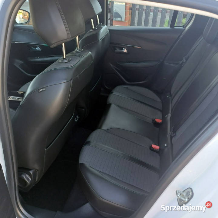 Peugeot 208 Automat LED Navi II 2019 gniazdo AUX