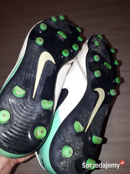 Oryginalne korki Nike Tiempo raz założone Sportowe