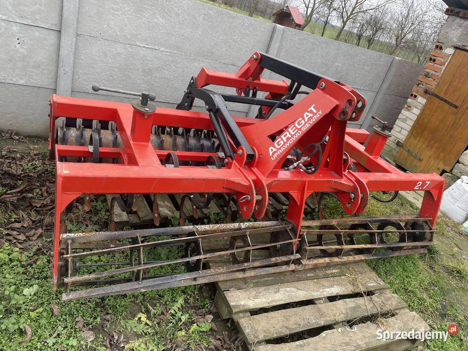 Sprzedam agregat uprawowosiewny z siewnikiem Garbowice sprzedam