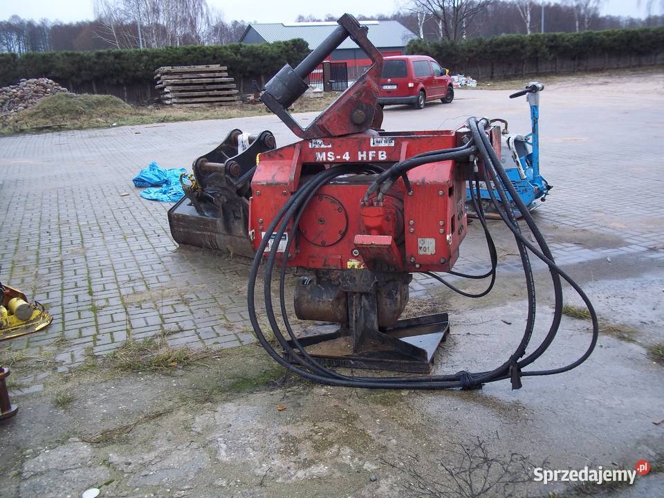 wibromłot na koparkę Łomża sprzedam