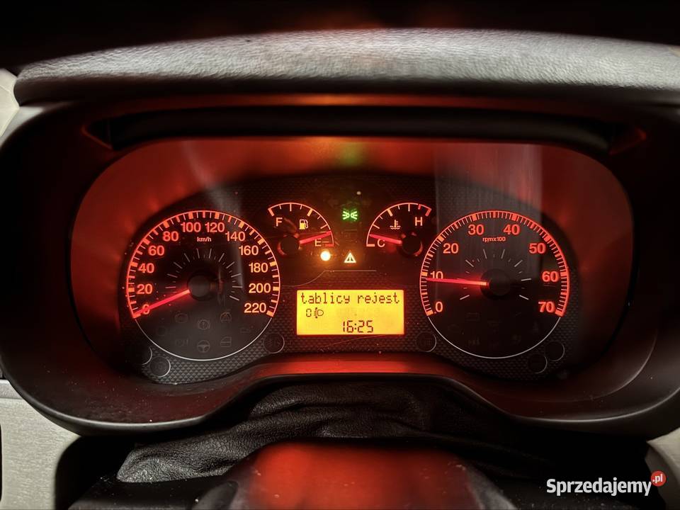 Niski potwierdzony przebieg 6 lat 1 właściciel lakier metallic Kielce