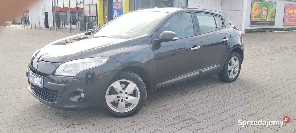 16 benzyna 6 biegów klimatronik nowy rozrząd centralny zamek sprzedam