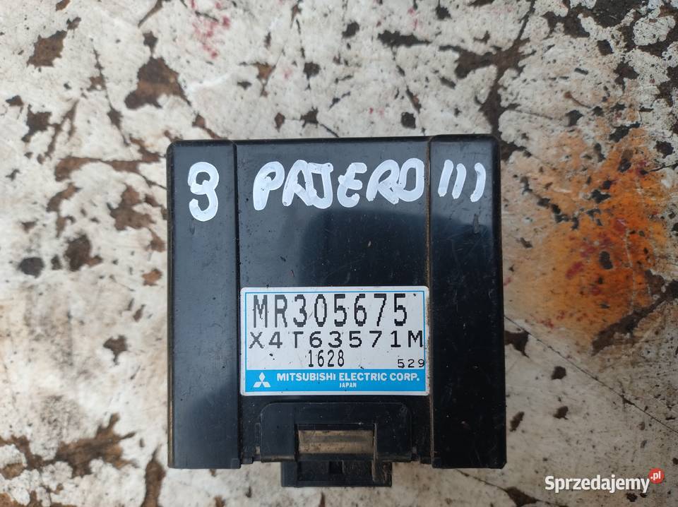 mitsubishi pajero III sterownik moduł MR305675 Układ elektryczny