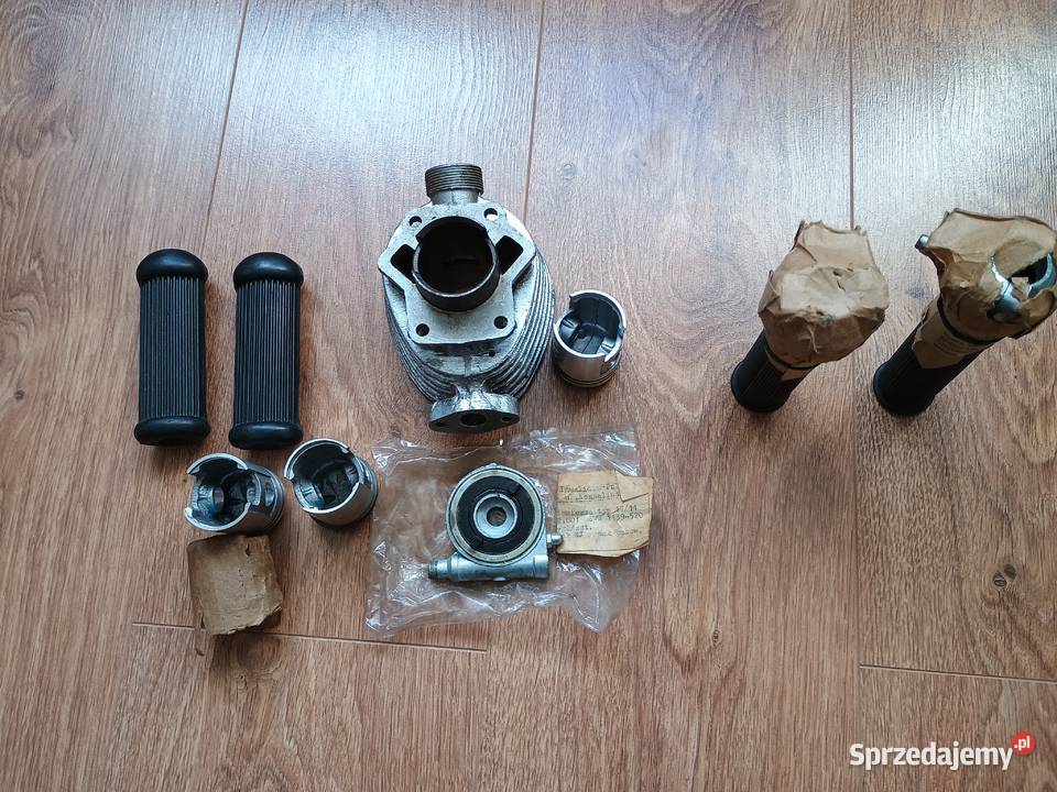 Komar Wsk części zabytkowe nieużywane Silniki Kurzętnik