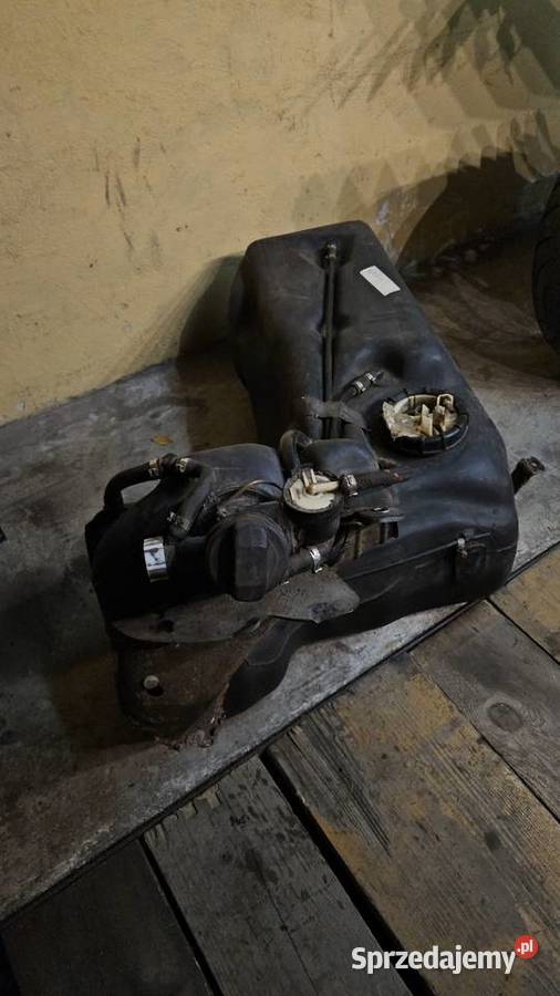 Zbiornik paliwa Audi 80 B4 podkarpackie