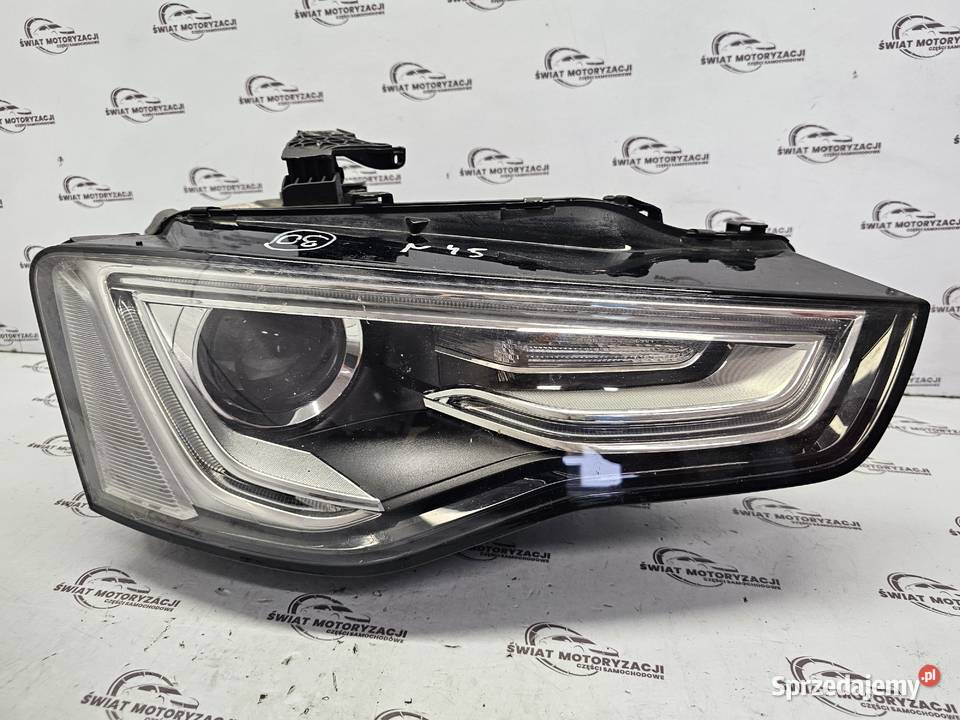 AUDI A5 I 8T LIFT 13r lampa prawa przód XENON Kielce
