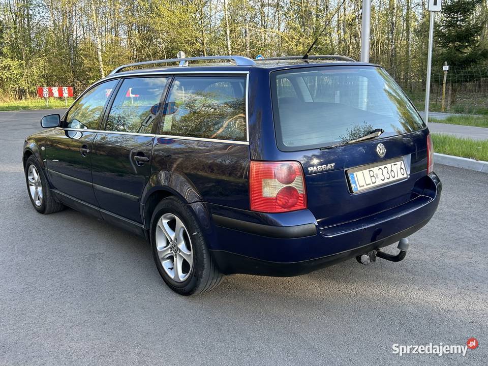 Volkswagen Passat B5 FL 23Vr5 granatowy