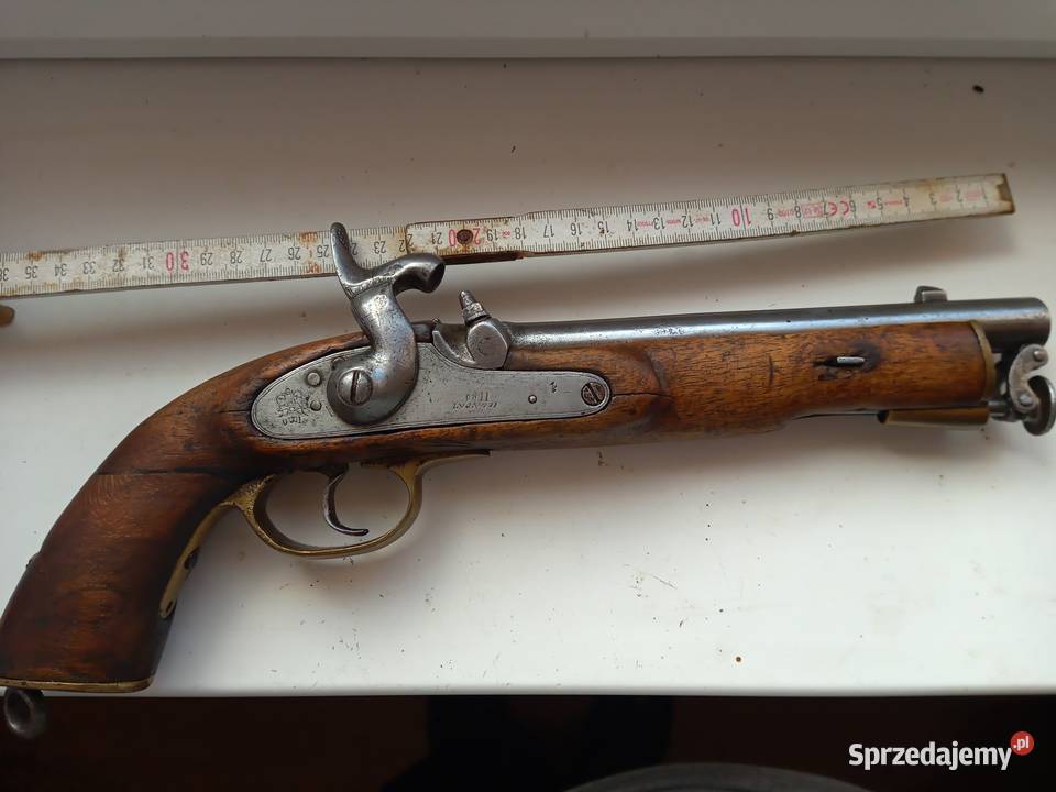 Pistolet czarnoprochowy kapiszonowy rozdzielnego Czaplinek