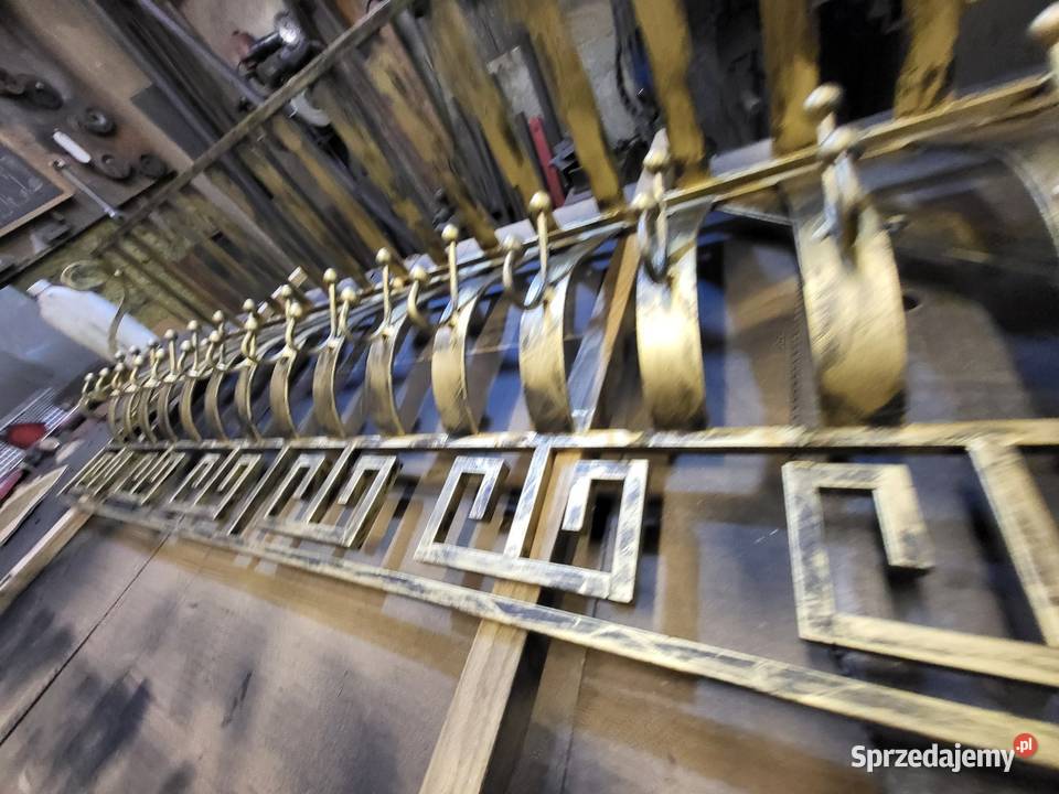 Wieszak z półka kuty 120 Jaworzno sprzedam