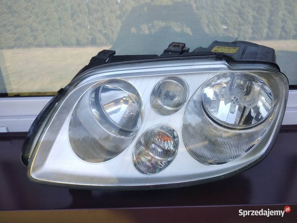 VW Touran 1T0 lampy przednie reflektory przód Sieradz