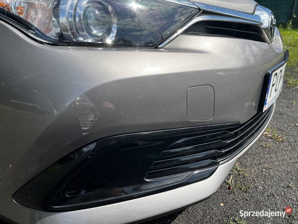 Toyota Auris 2015 Toyota Poznań sprzedam
