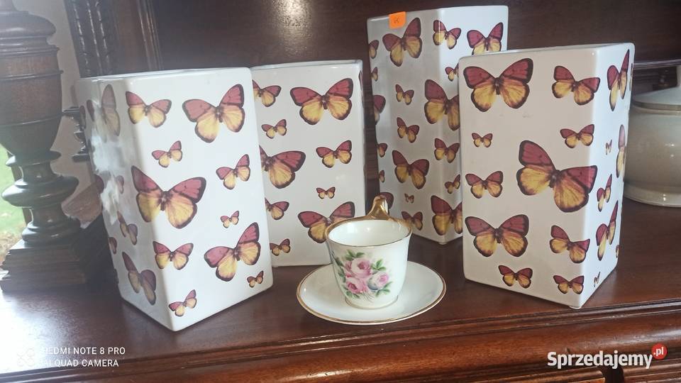 Doniczka Motyle na białej porcelanie Gdańsk