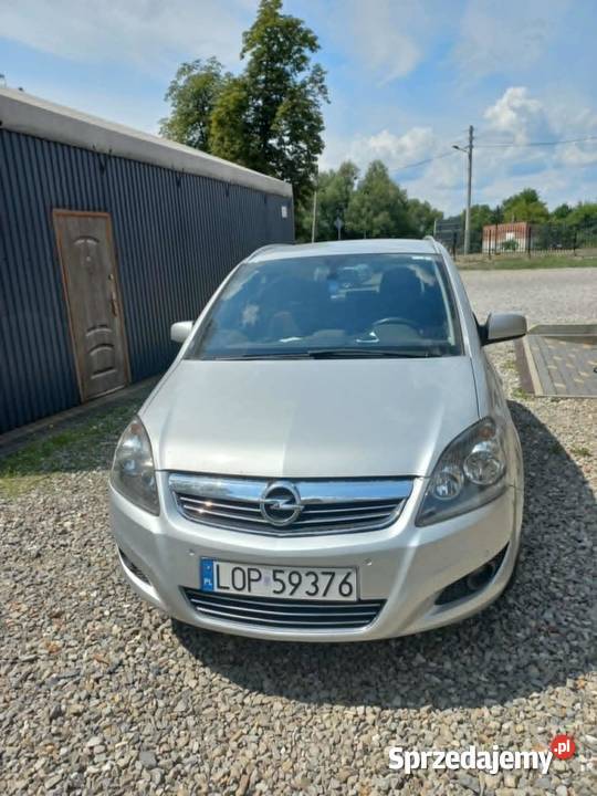 Opej Zafira 182 przebiegu z 2014 roku produkcji Rok produkcji 2014 lubelskie Opole Lubelskie