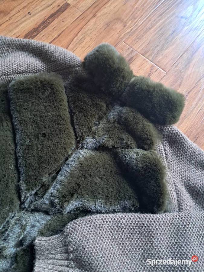 nowy ciepły sweter rozmiar z metki M ale to Sandomierz
