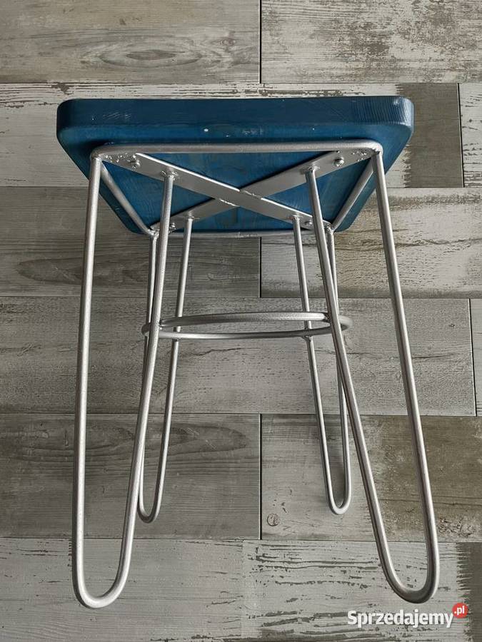 Stare krzesło taboret drewniane PRL loft Chudów