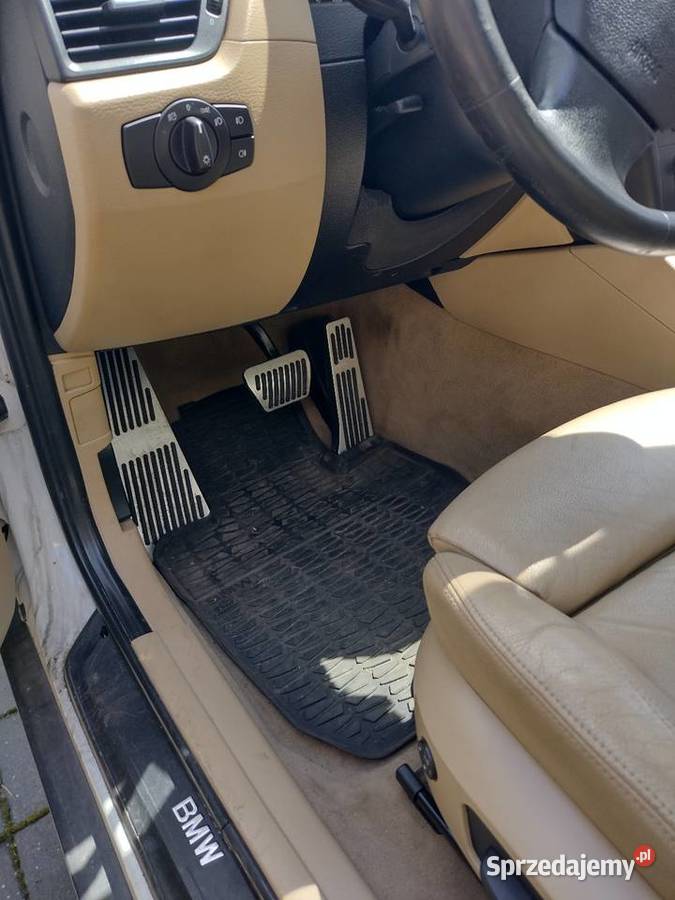 Sprzedaż auta z uszkodzonym silnikiem BMW X1 Zgierz sprzedam