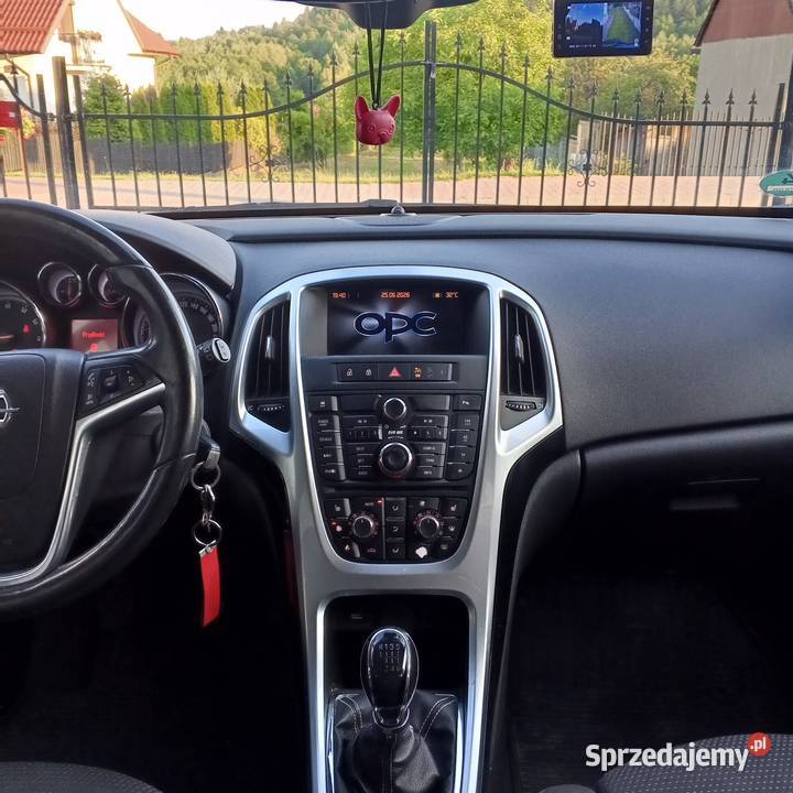 Opel Astra J 14 Turbo 140 2010 BenzynaLPG Astra Jaworze