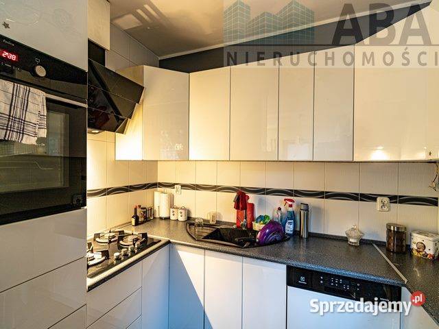 Dom pod lasem jeziora