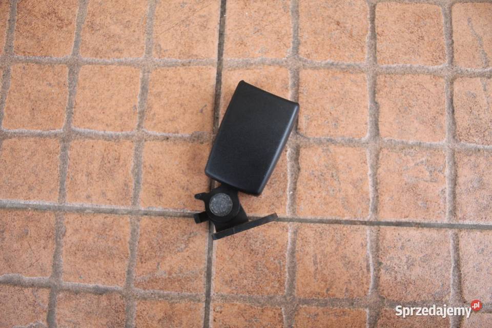 ZAPINKA PASA LEWY TYŁ OPEL CORSA D 13225290 osobowe sprzedam