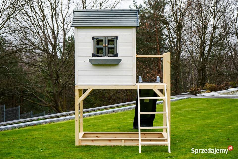 Drewniany domek ogrodowy dzieci z podestem III Trzemeśnia