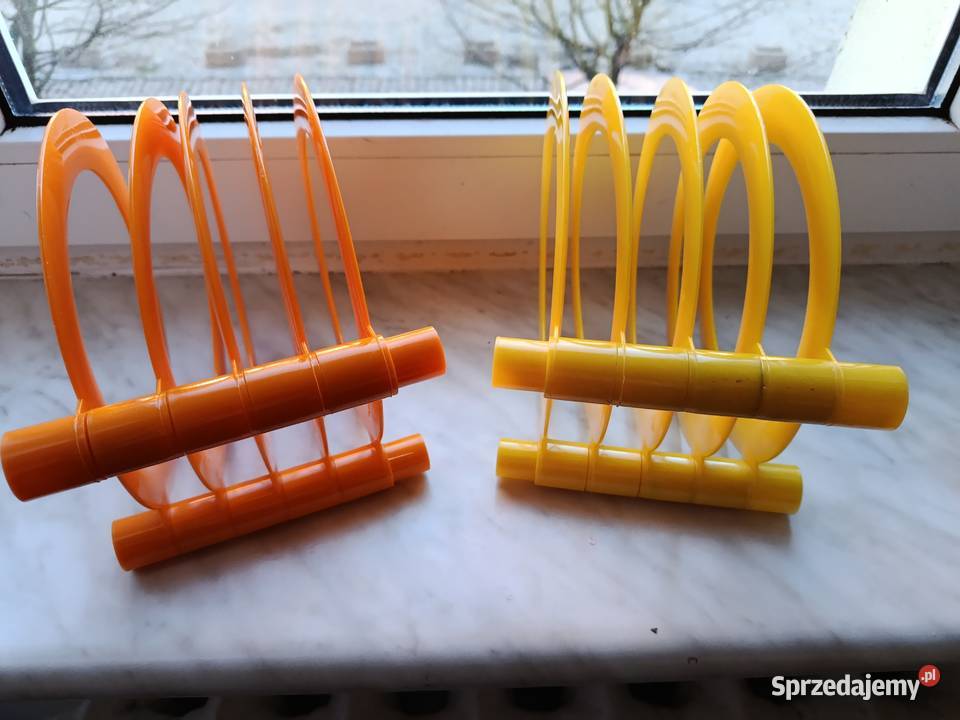 Dwa stojaki na płyty winylowe z PRL Veritas Choszczno