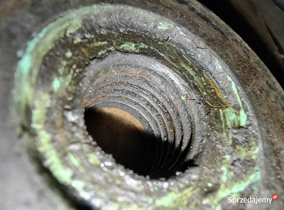 Nakrętka koła zapasowego M72 Leszno