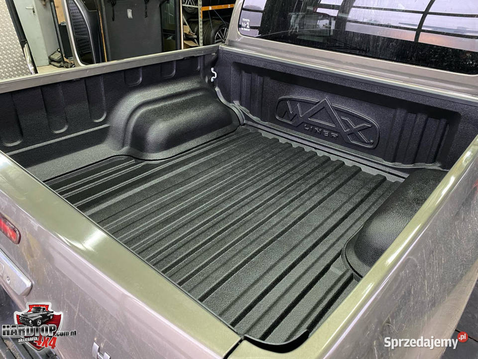 Kuweta Wykładzina Podburtowa Toyota Hilux 2016 Pasłęk sprzedam