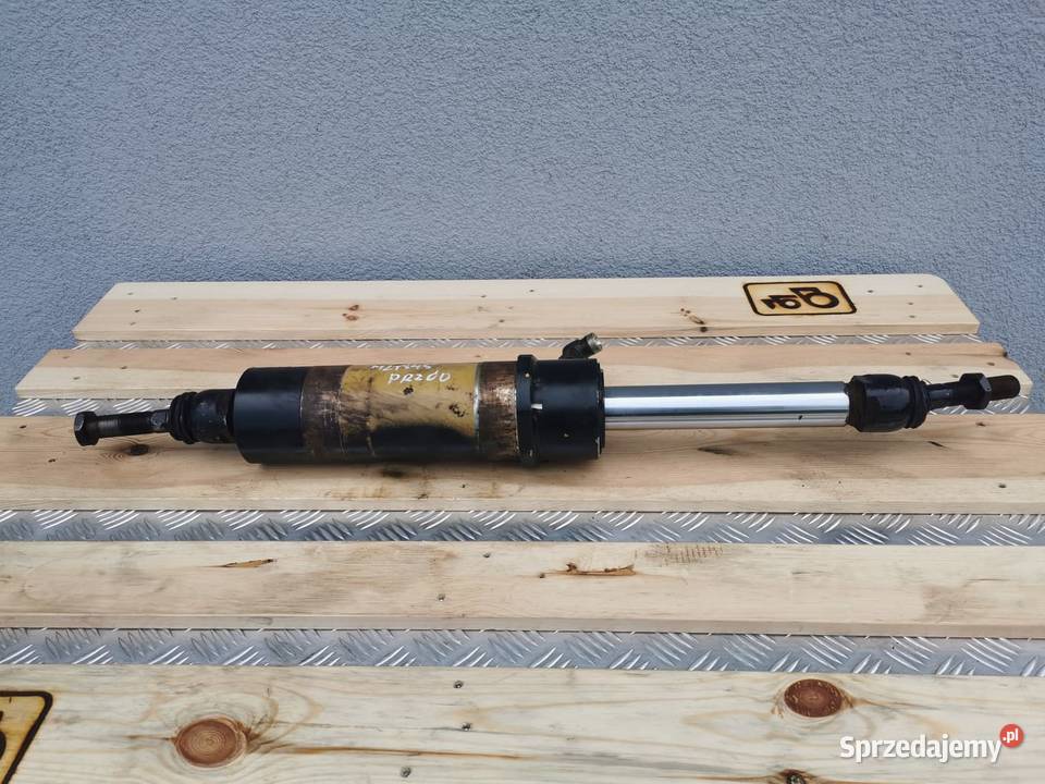 Cylinder skrętu Manitou MLT 845 Wilkowo sprzedam