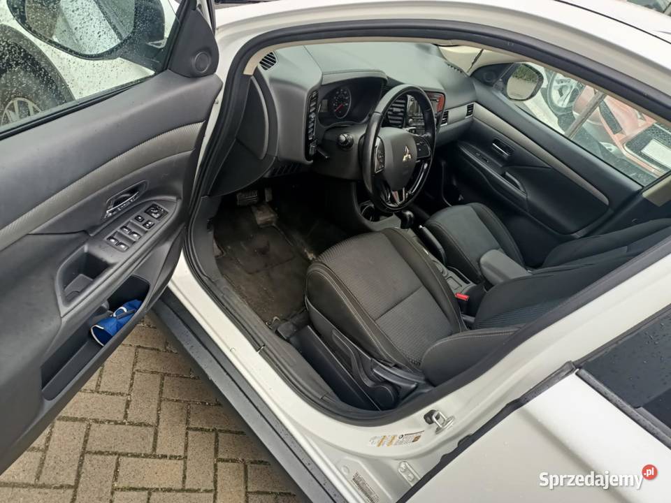 MITSHUBISHI OUTLANDER 7OSOBOWY AUTOMAT OKAZJA poduszka powietrzna Ostrów Wielkopolski sprzedam