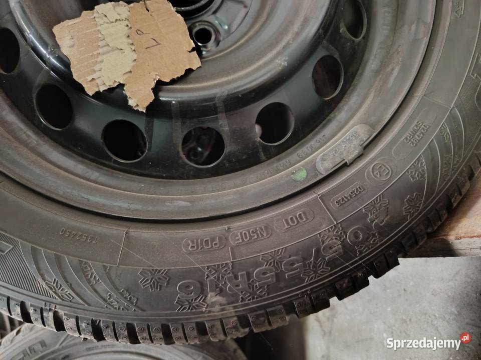 Koła zimowe Dunlop 2055516 Toyota Auris Radomsko sprzedam
