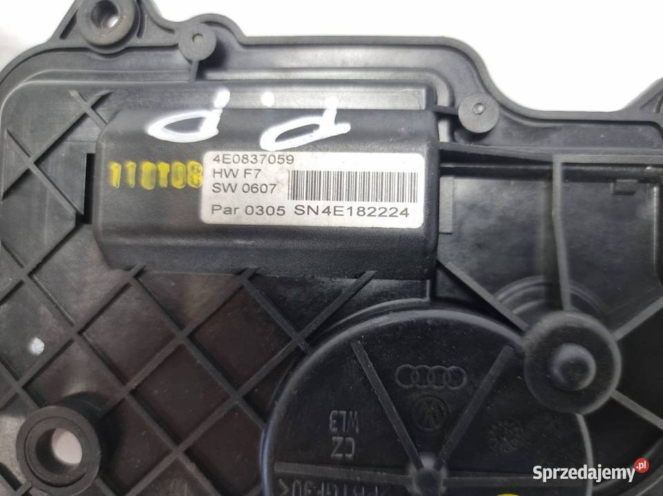 DOCIĄG DRZWI AUDI S8 D3 4E0837059 Lipno sprzedam