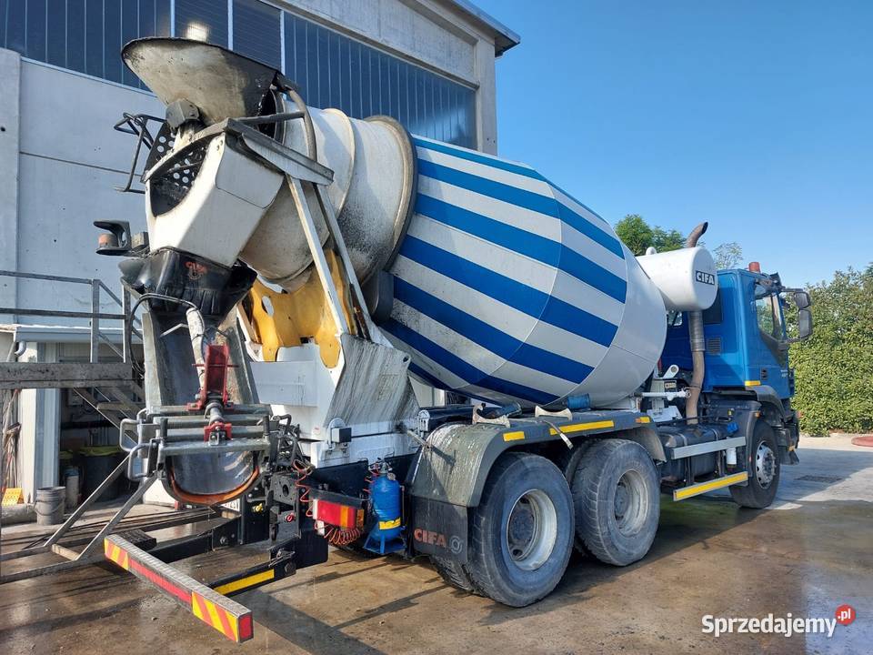Betonomieszarka IVECO TRAKKER 410 Katowice