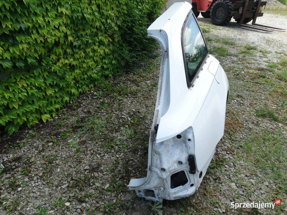 AUDI A6 C7 KOMBI AVANT 1118 LY9C BŁOTNIK osobowe łódzkie Łosieniec