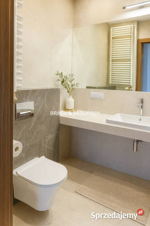 Mieszkanie Kraków 10231m2 4 pokoje 14172zł/m2