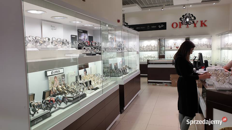 Sprzedam wyposażenie salonu jubilersko-optycznego w Galerii Handlowej