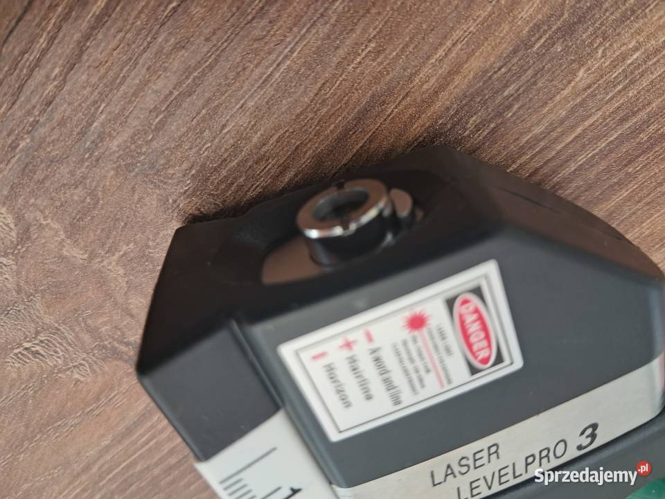nowa poziomica level pro3 laser 3w1 poziomica Sandomierz