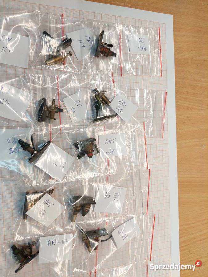 Anteny Starych Radioodbiorników Zestaw A300 Czechowice-Dziedzice