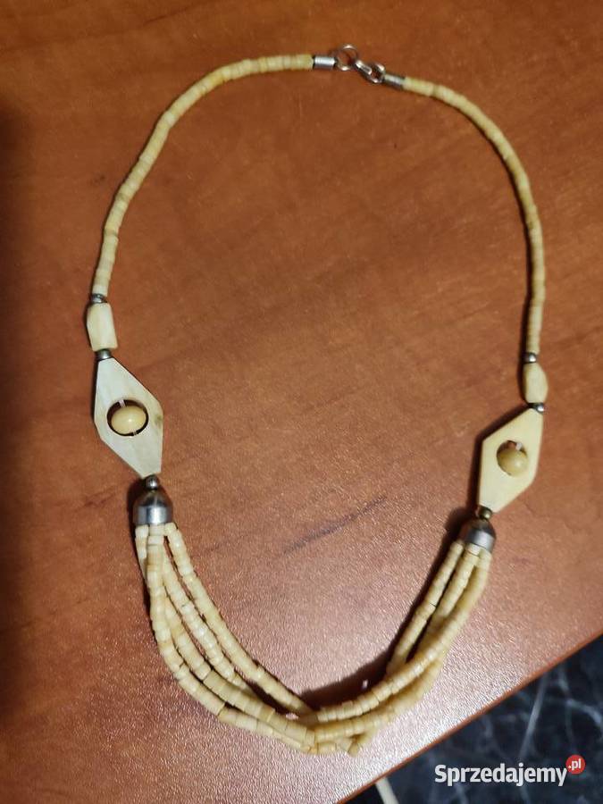 Nietuzinkowe naszyjniki z kości