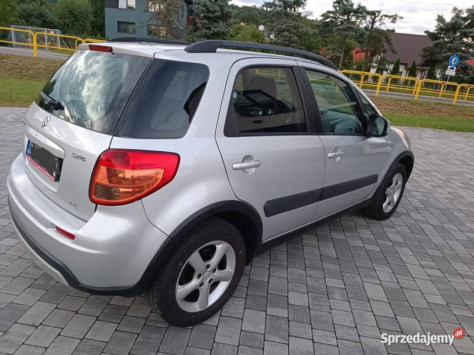 sprzedam piękne suzuki sx4 w pięknym stanie zmieniarka CD małopolskie Nowy Sącz